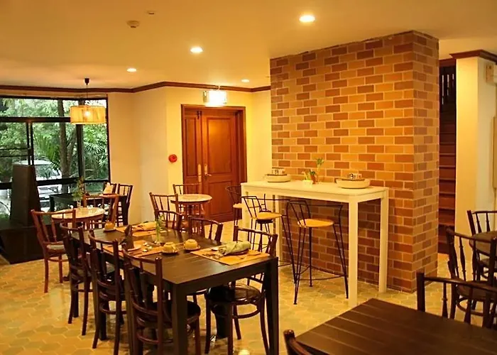 Napa Place Boutique Hotel