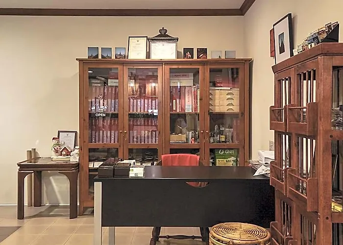 Napa Place Boutique Hotel 3*